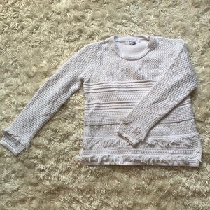 Whit long sleeve shirts